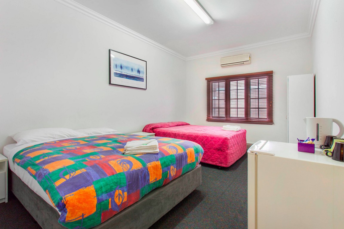 Our Gallery Perth Backpackers Hostel Photos Emperor S Crown